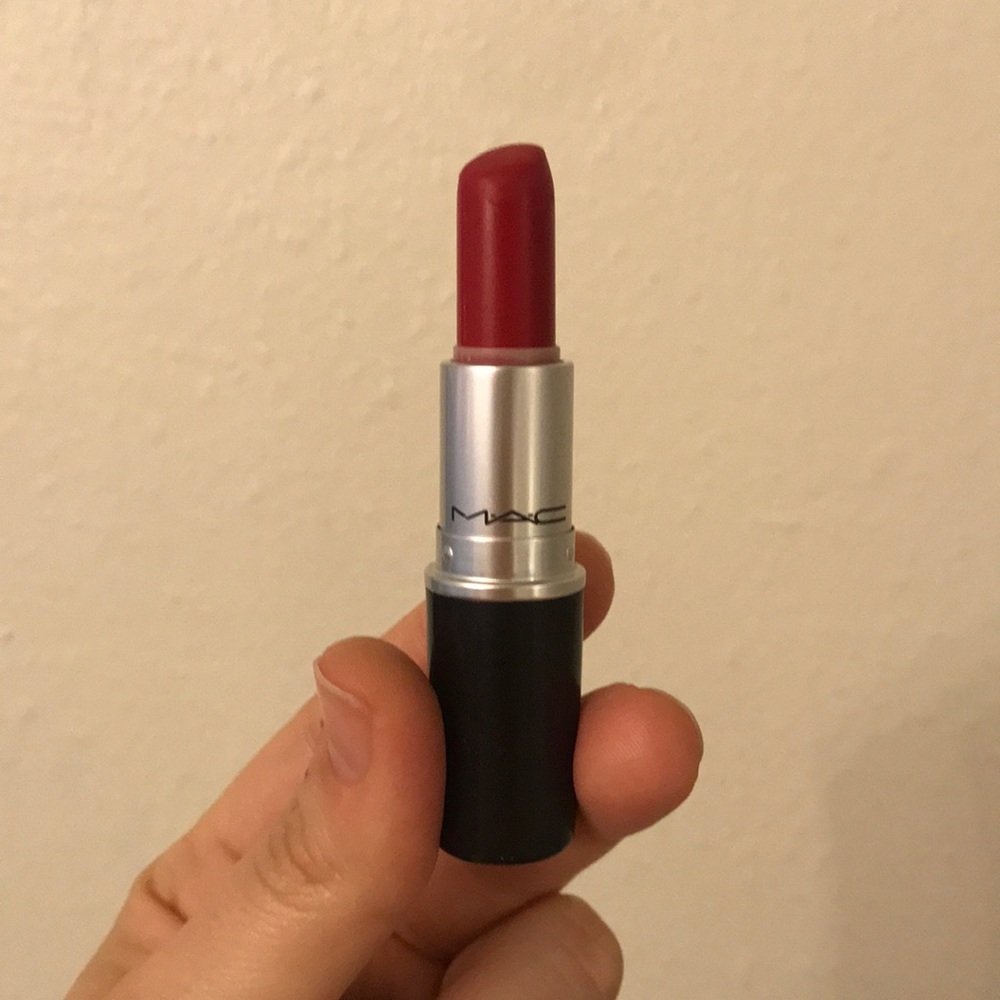 Mac Red lipstick